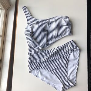 Abercrombie & Fitch black and white striped one piece bathing suit.